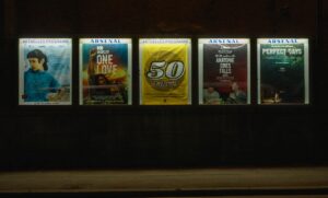 Groß (Arsenal Lichtkasten)