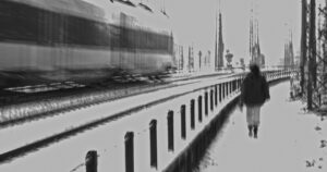 Groß (HEADSHOT Still 3 Zoe Niemann Jonas Thielcke)