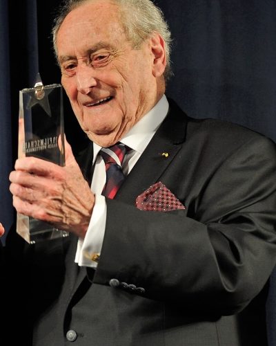 2013 Walter Schultheiß)